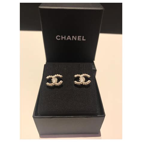 chanel boucle d oreille cc|Boucles d'oreilles .